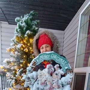 Meet your Posher, Joie